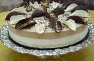 كلاص على شكل كيك للمناسبات